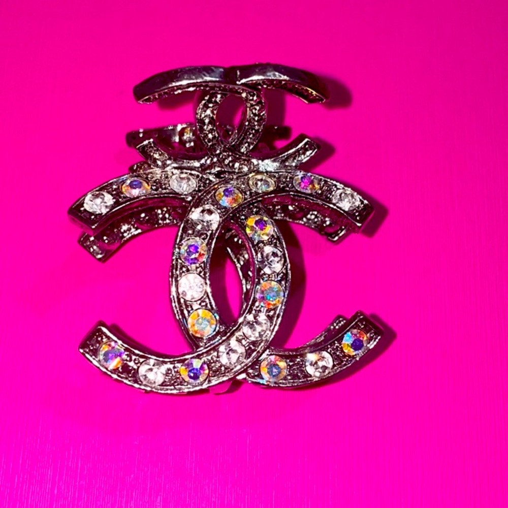 Chanel iridescent hair clip